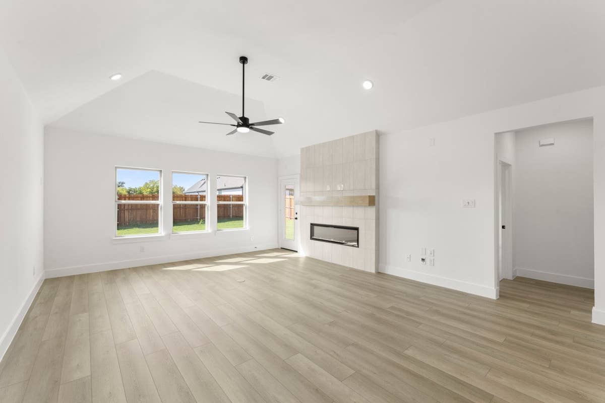 Brookfield - Photo 16