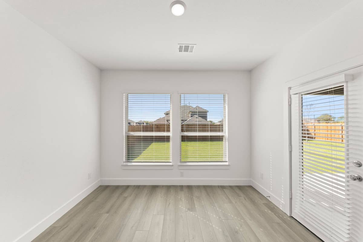 Brookfield - Photo 16