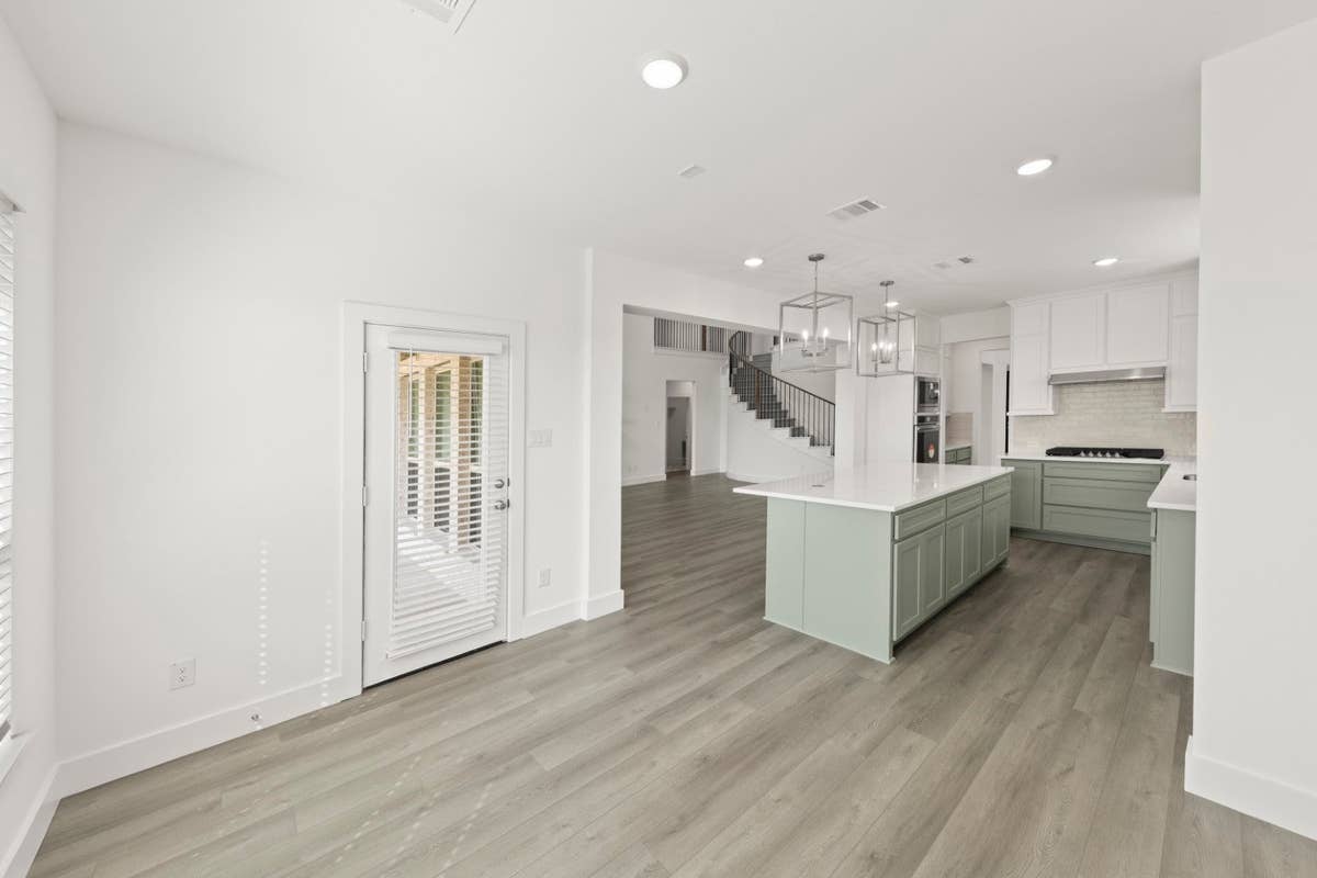 Brookfield - Photo 17
