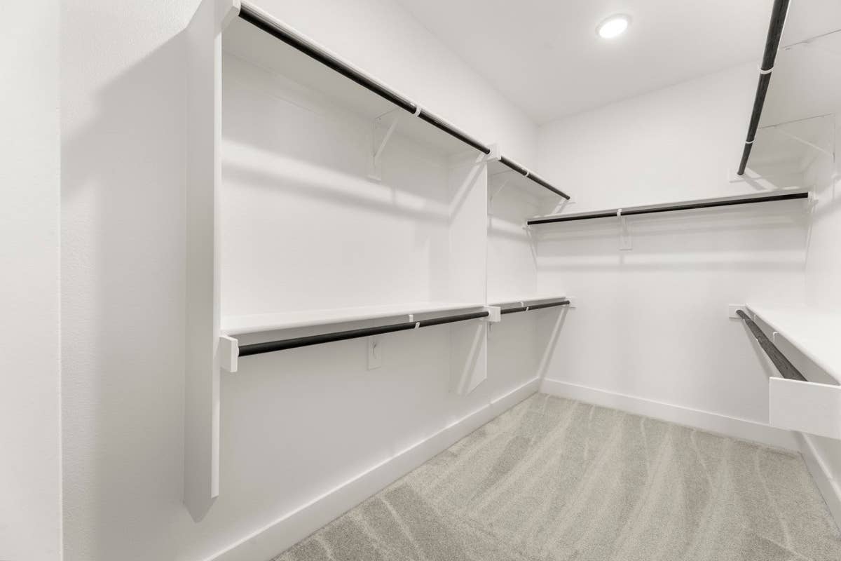 Brookfield - Photo 24