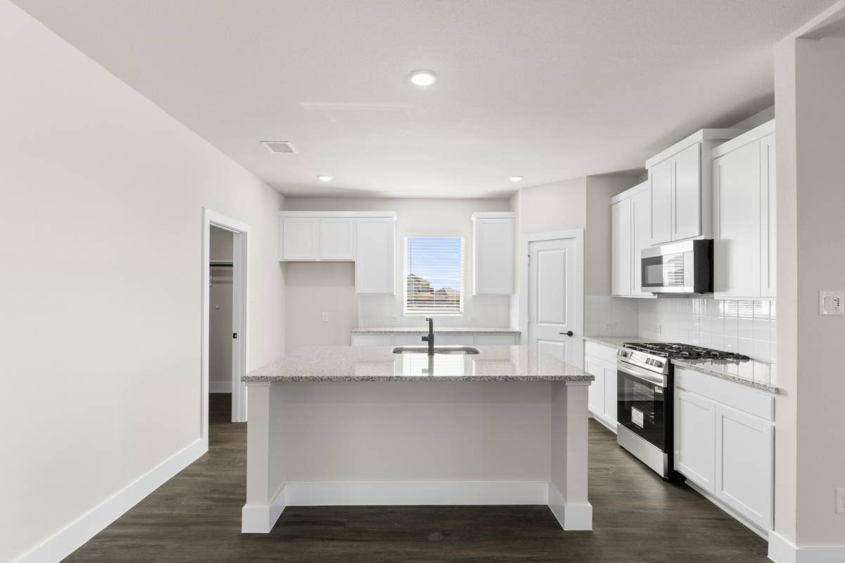 The Villages of Hurricane Creek - Photo 08