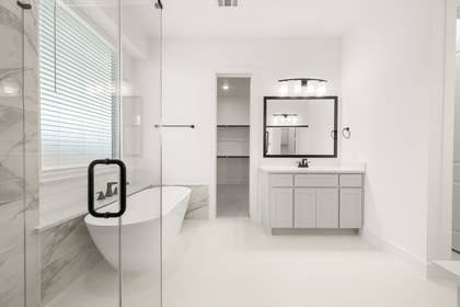 LeTara - Photo 20