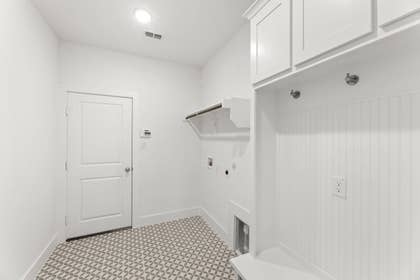 Broadmoor Estates - Photo 17