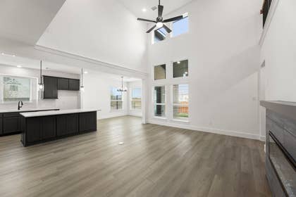 Villages of Creekwood - Photo 15