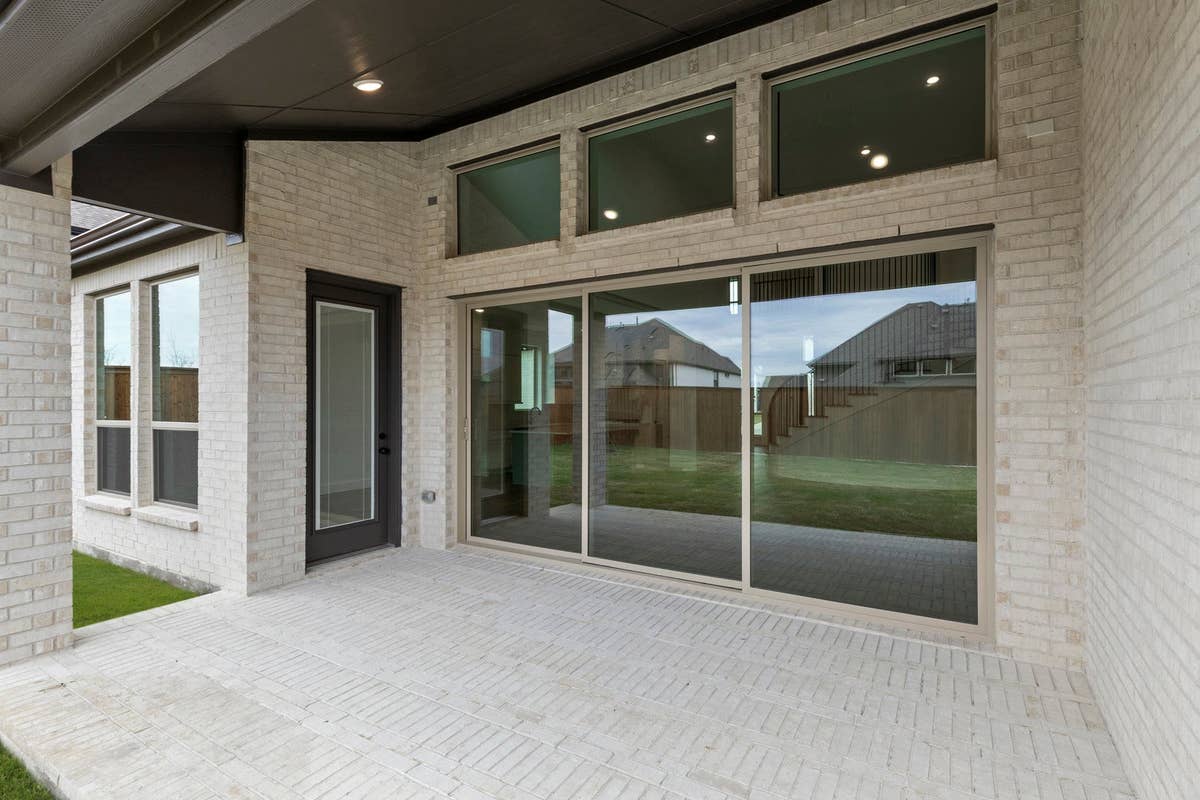Cambridge Estates - Photo 03