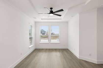 Villages of Creekwood - Photo 08