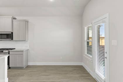 Las Lomas - Photo 14