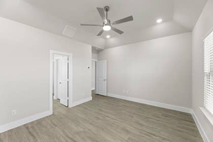 Las Lomas - Photo 20