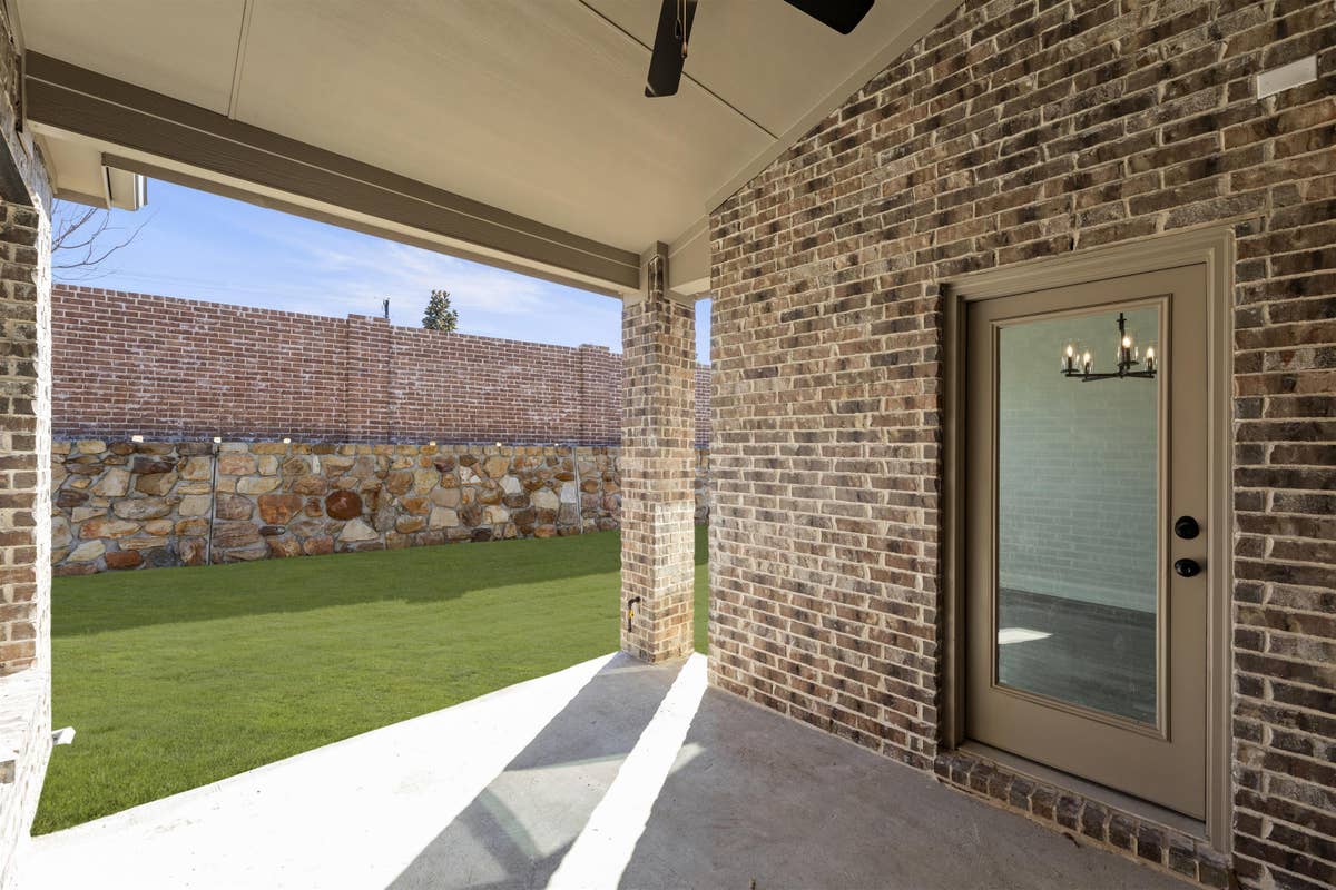 Edgewood Creek - Photo 02