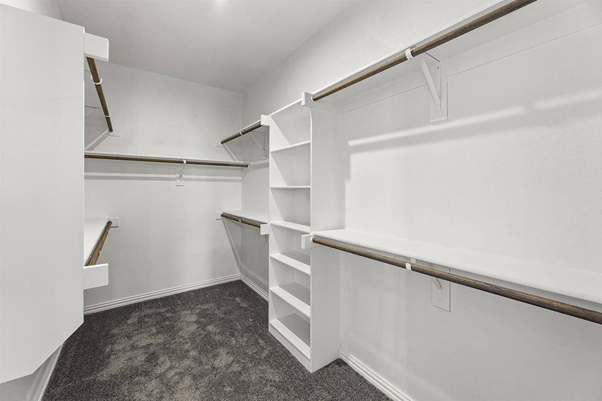 Broadmoor Estates - Photo 23