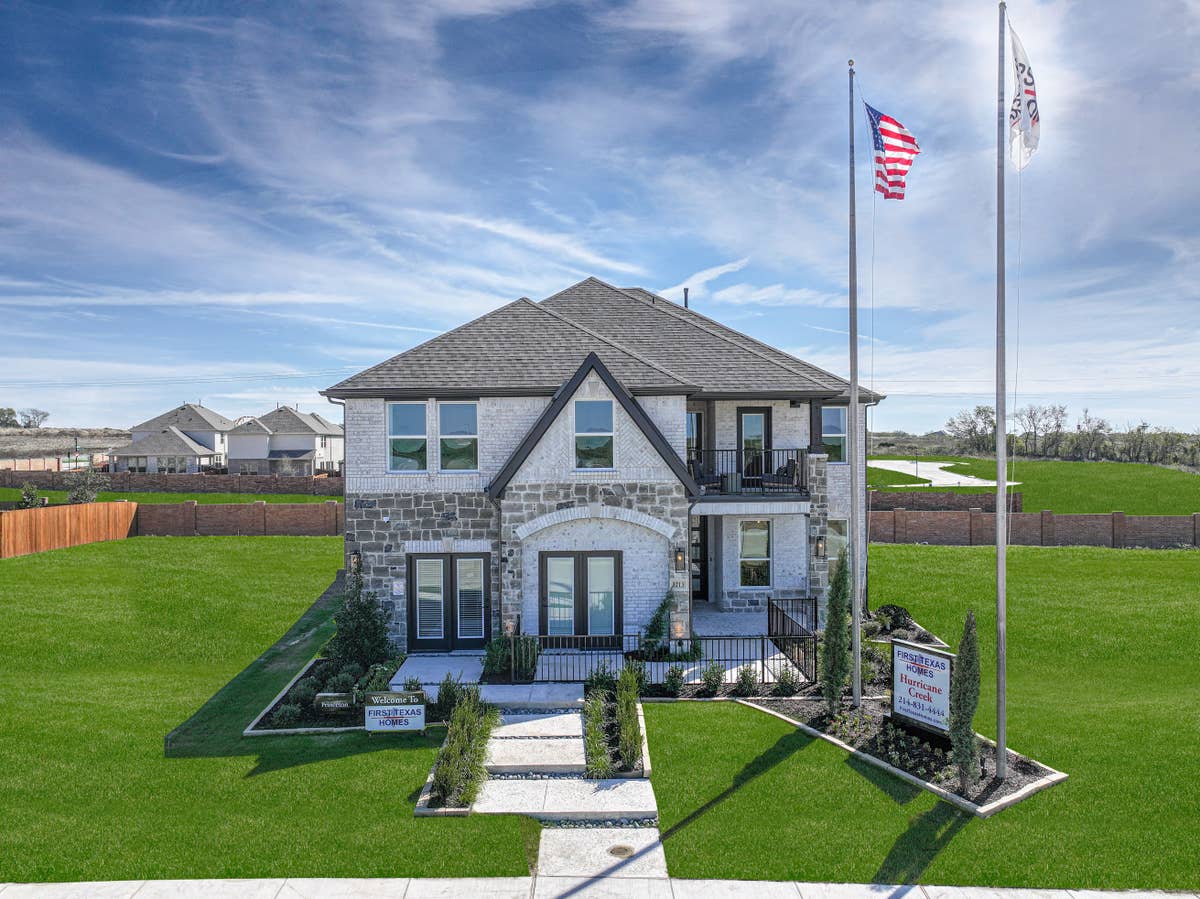 The Villages of Hurricane Creek - 01