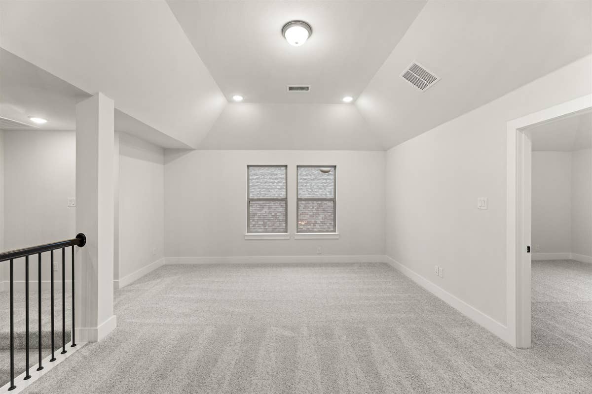 Solterra - Photo 26
