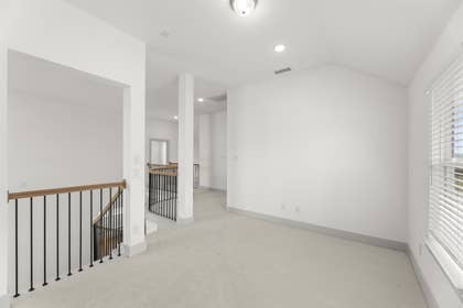 Solterra - Photo 27