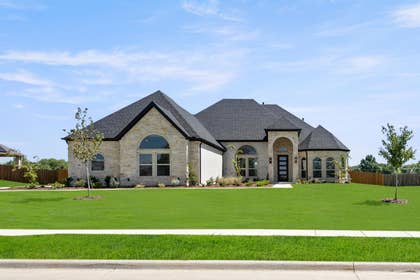 Broadmoor Estates - Photo 01