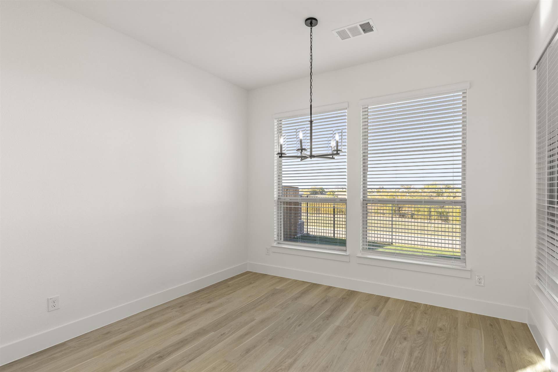Cambridge Estates - 18