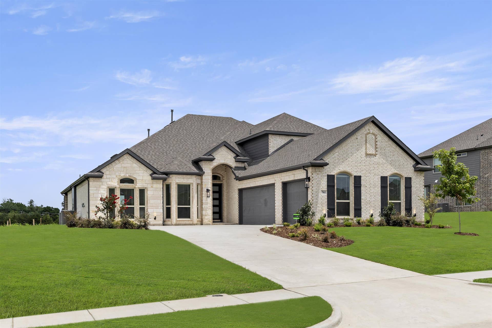 Broadmoor Estates - 03