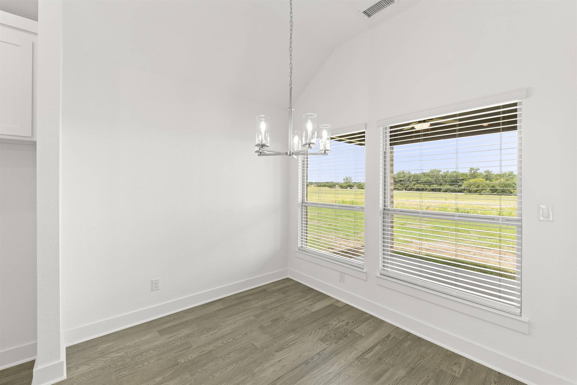 Broadmoor Estates - 15