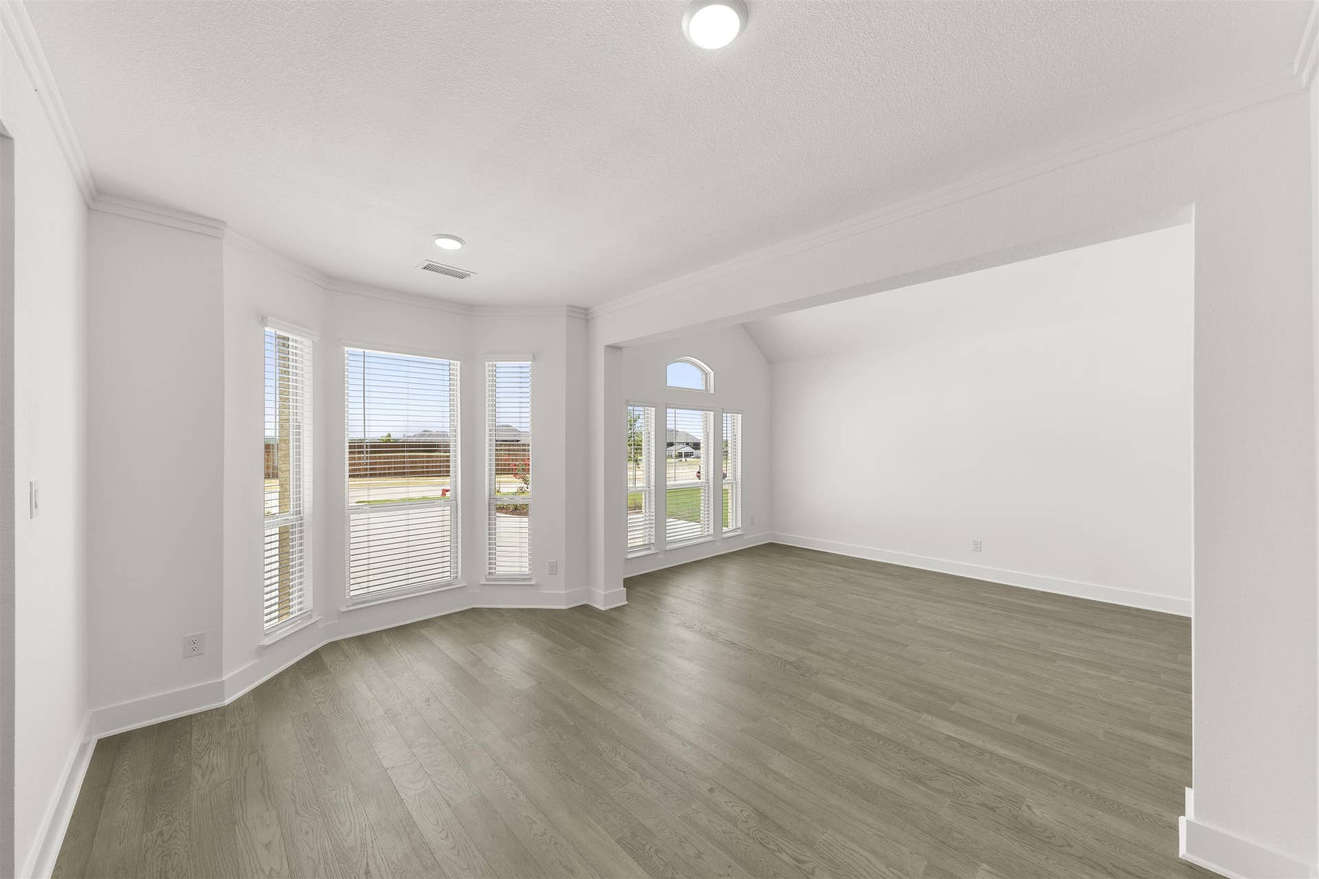 Broadmoor Estates - 04