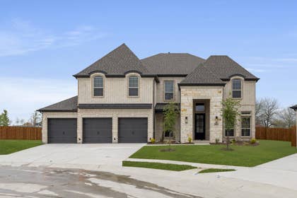 Woodcreek - Photo 01
