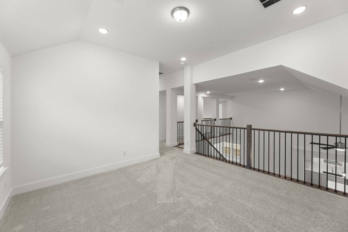 Villages of Creekwood - Photo 25