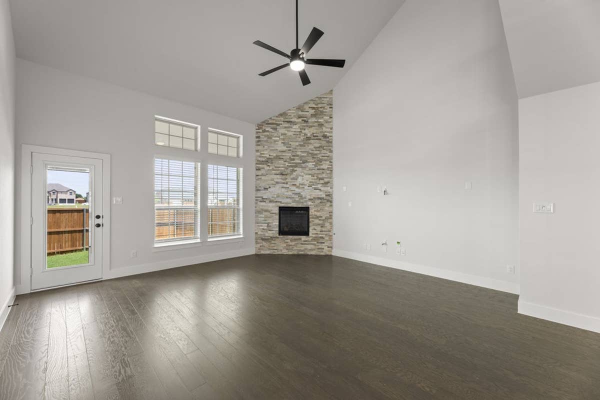 Villages of Creekwood - Photo 15