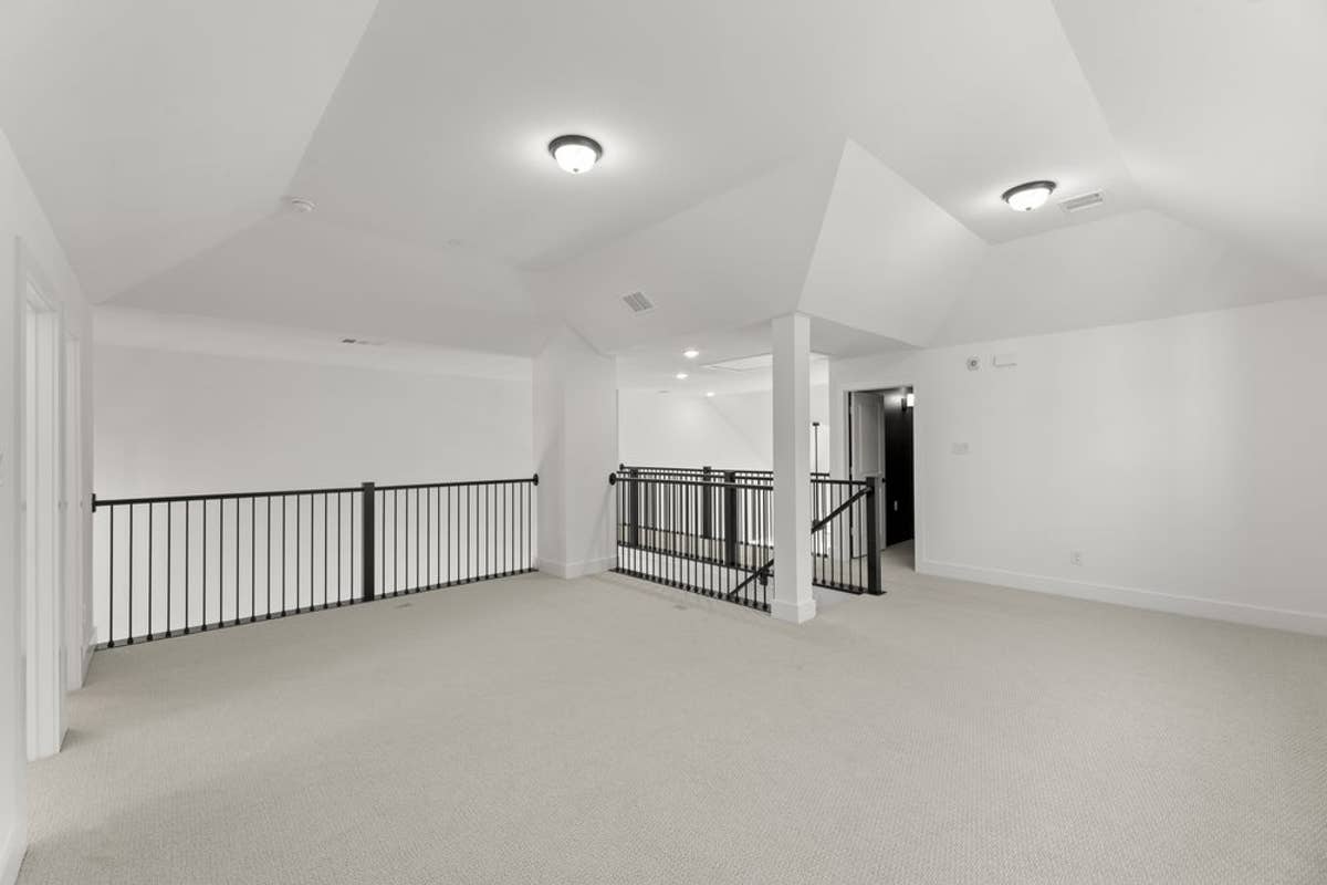Brookfield - Photo 25