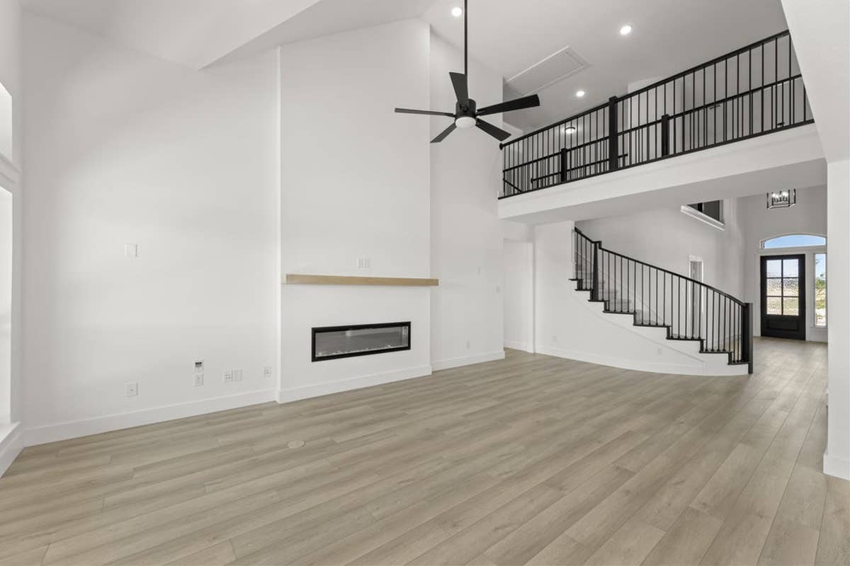 Brookfield - Photo 16