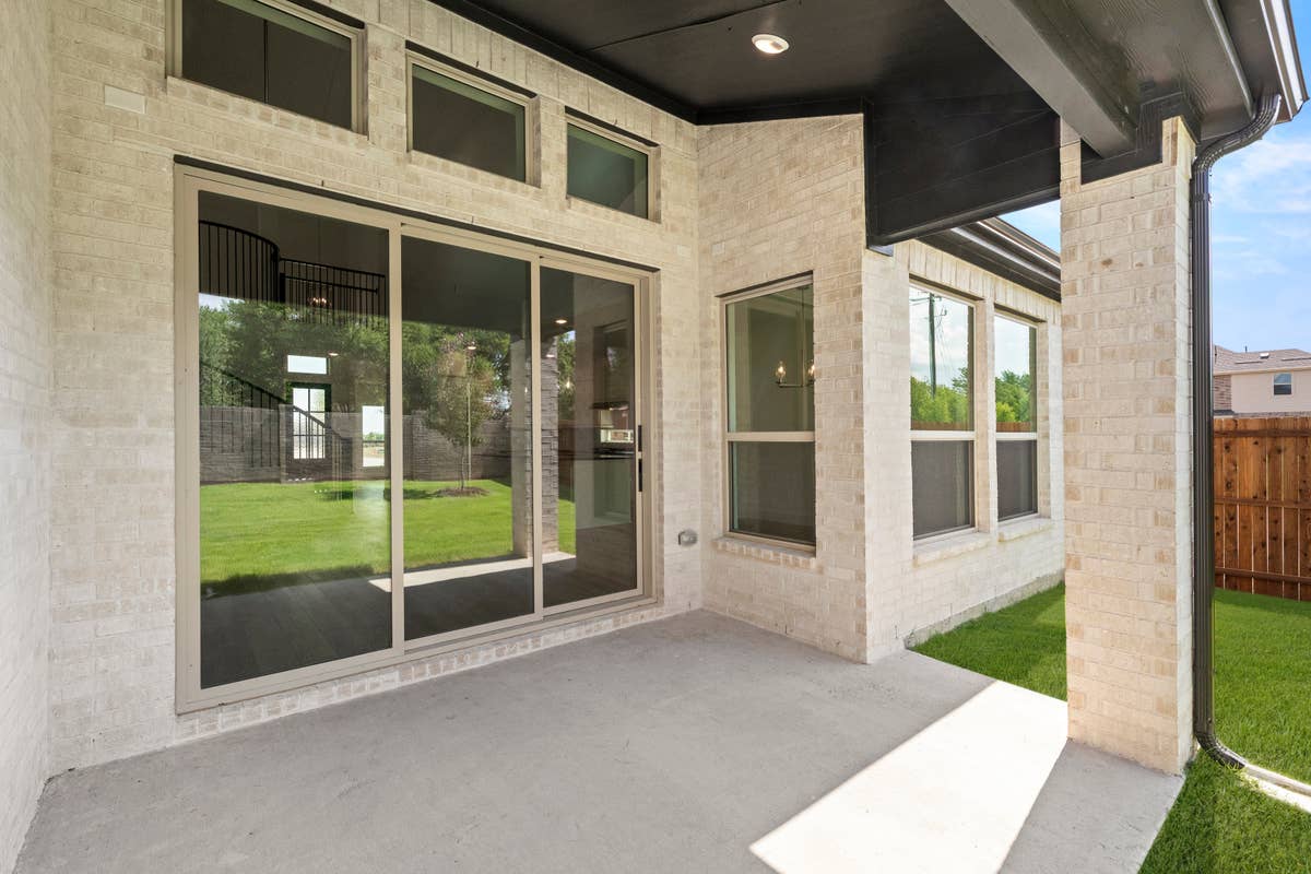 Brookfield - Photo 03