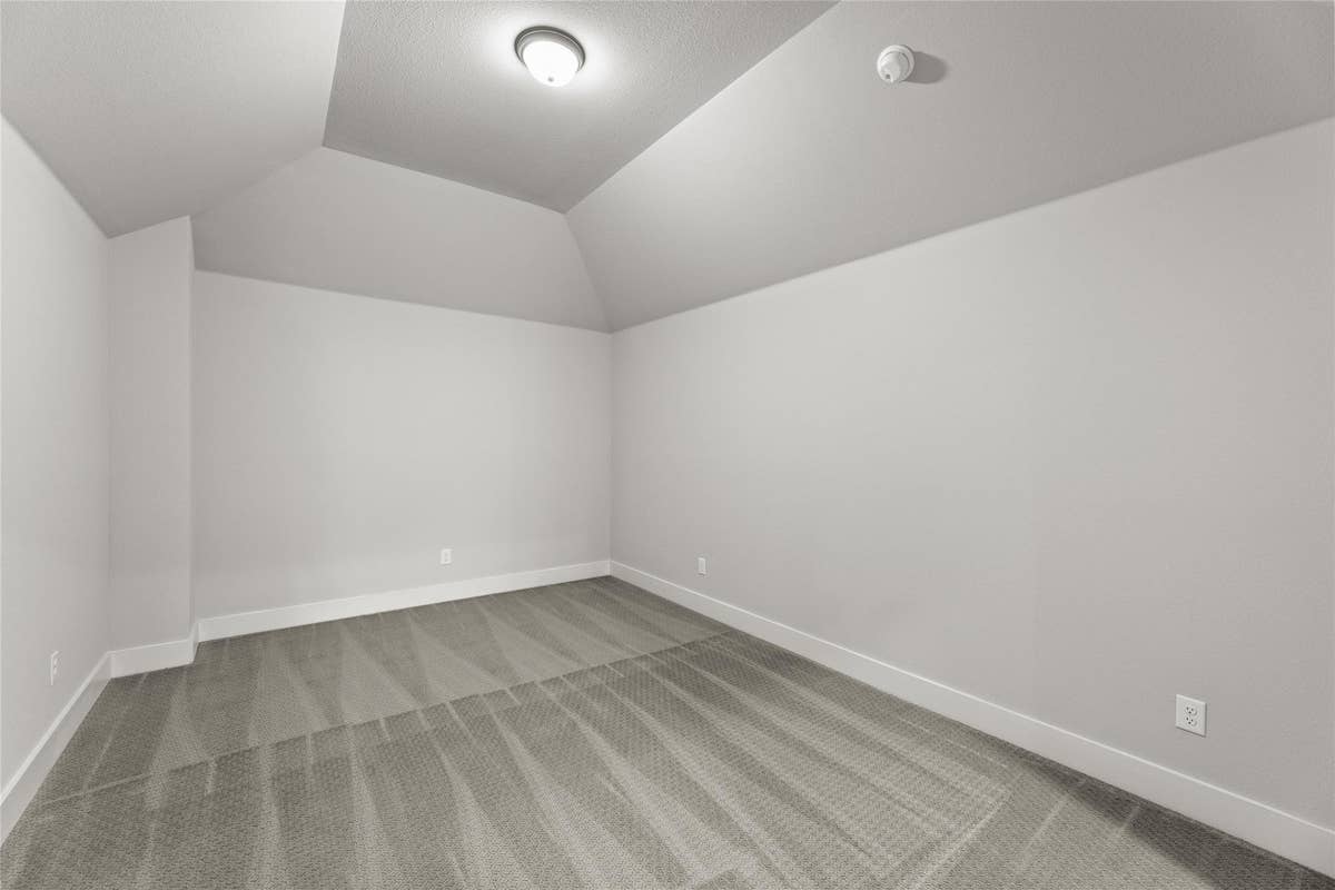 Edgewood Creek - Photo 26