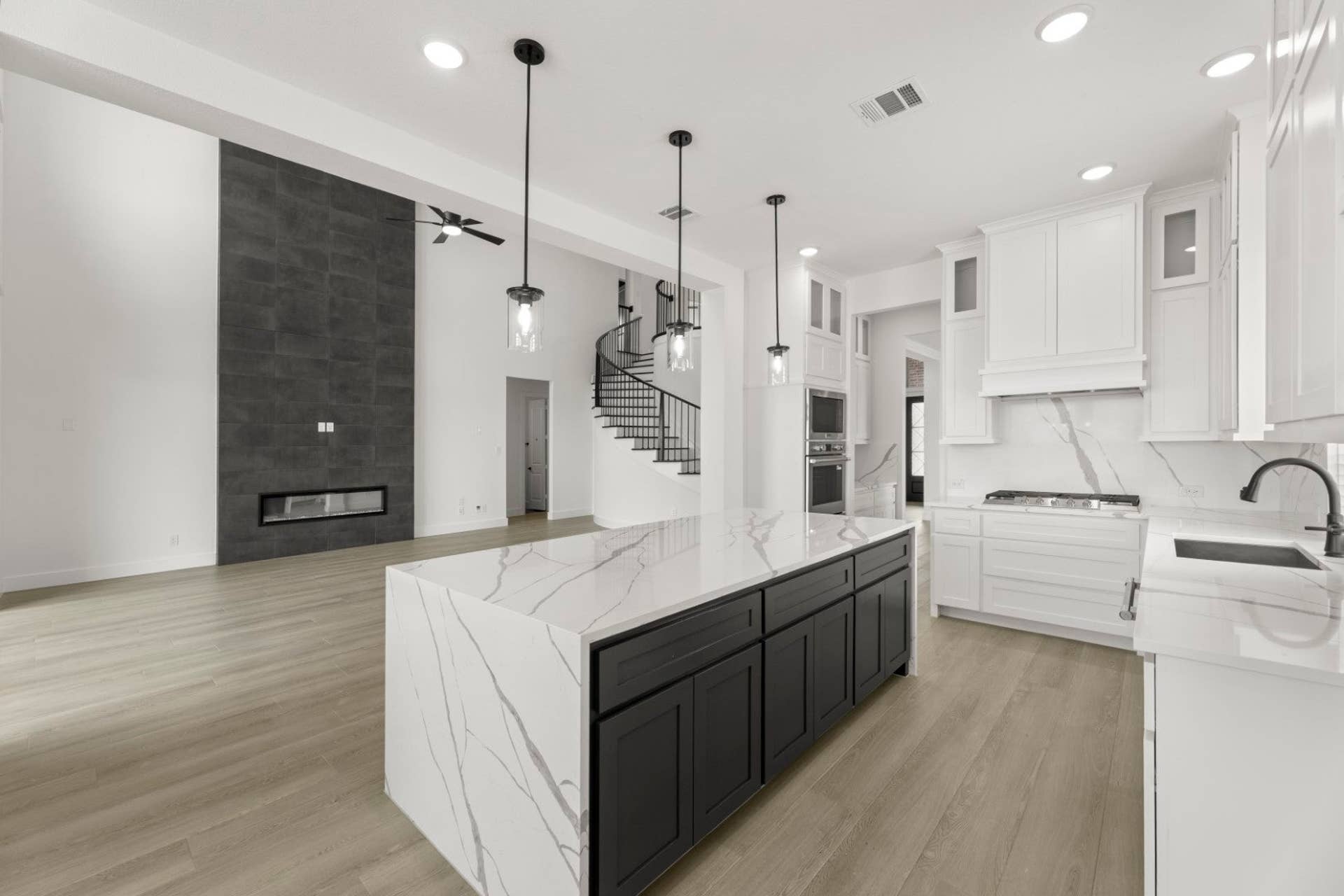 Cambridge Estates - 17