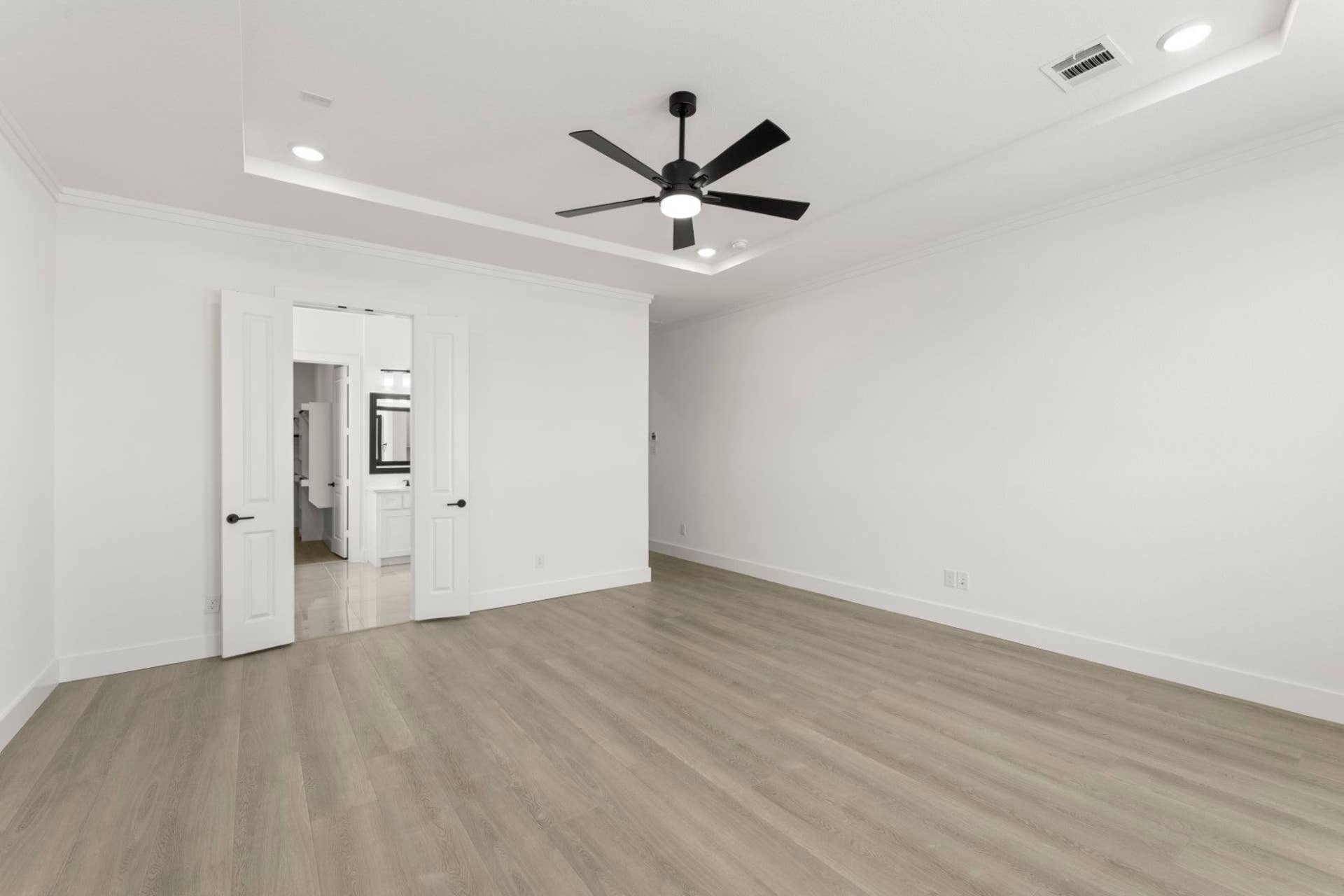 Cambridge Estates - 22
