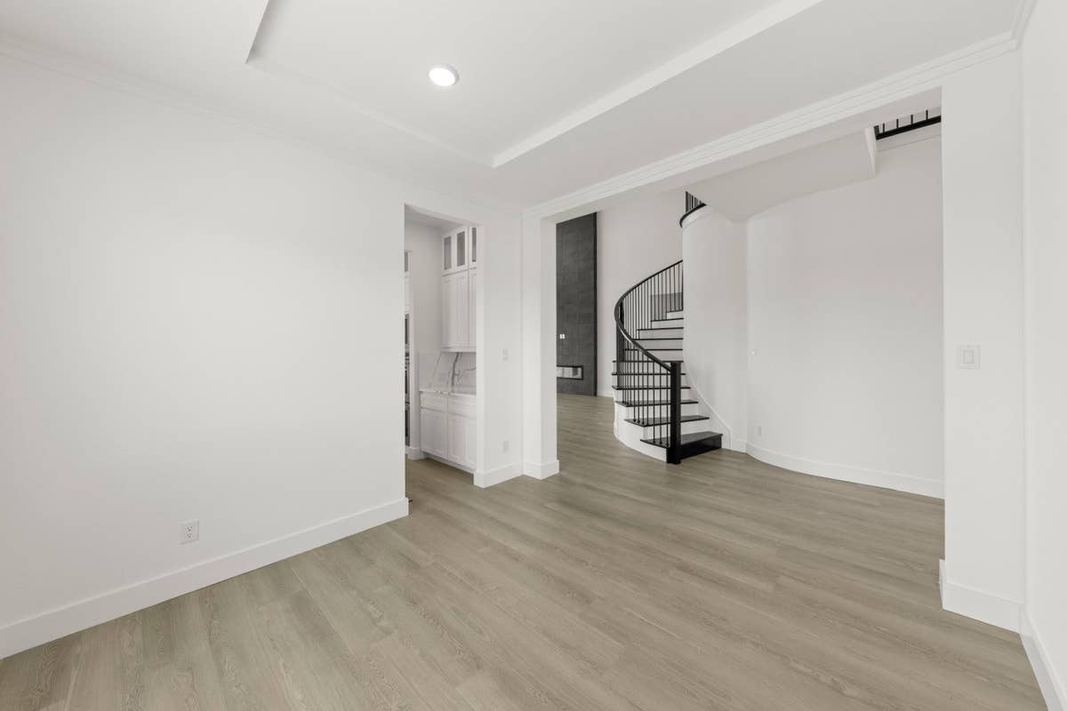 Cambridge Estates - Photo 11