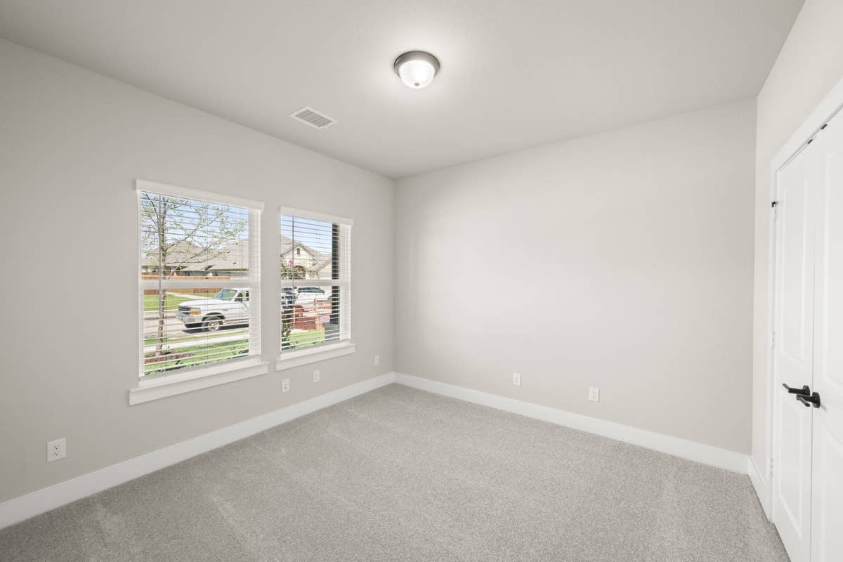 Oaks of North Grove - Photo 15