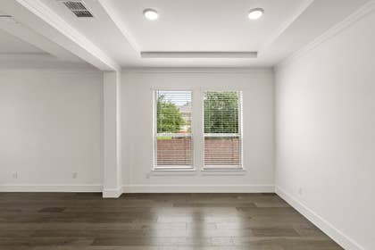 Woodcreek - Photo 09