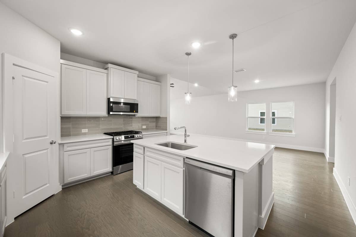 The Meadows - Photo 09