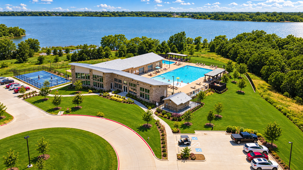 Valencia on The Lake: New Homes in Little Elm, TX starting from $530's