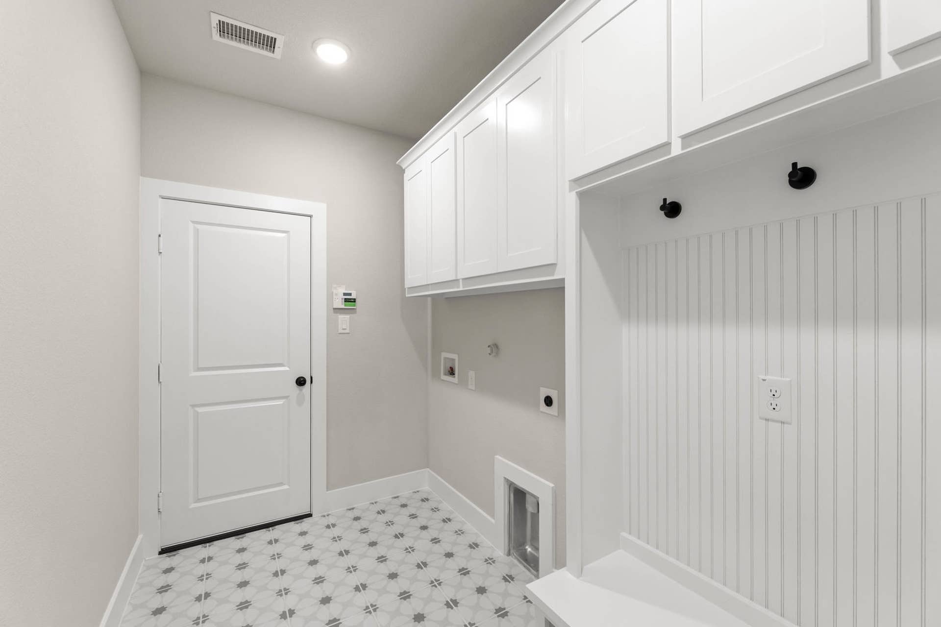 Broadmoor Estates - 17