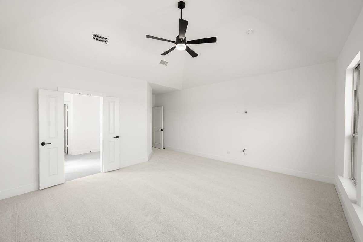 High Country - Photo 23