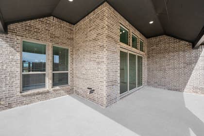 LeTara - Photo 03