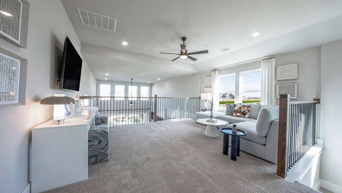 Roosevelt Select F - 22