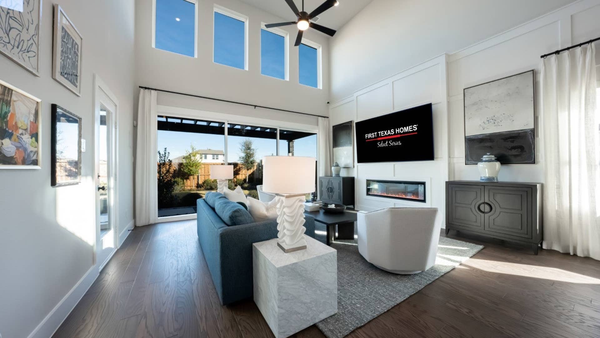 Roosevelt Select F - 14