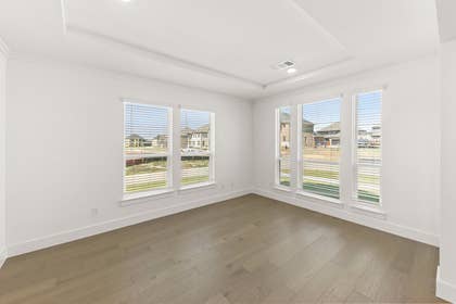 Villages of Creekwood - Photo 08
