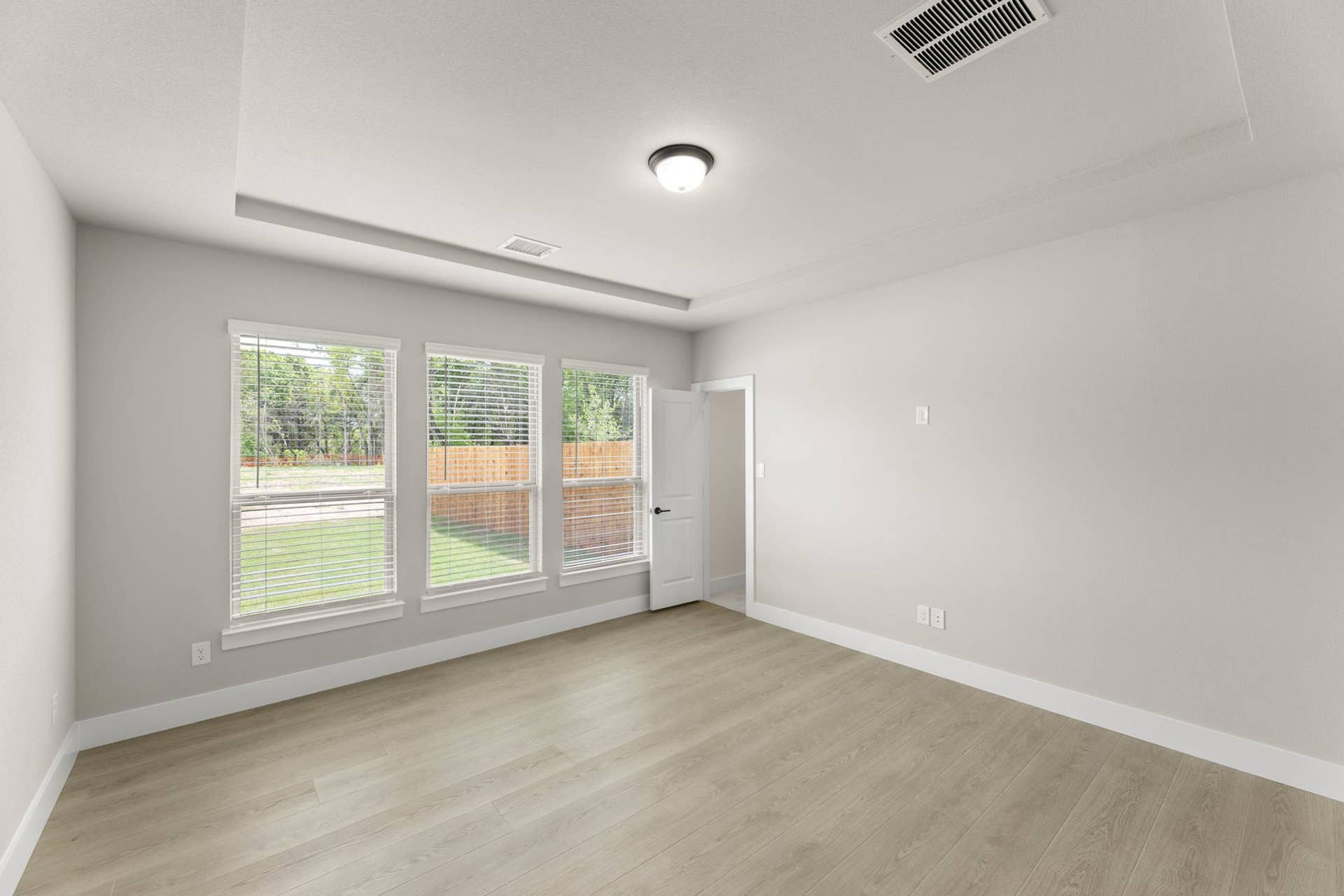 Broadmoor Estates - 16