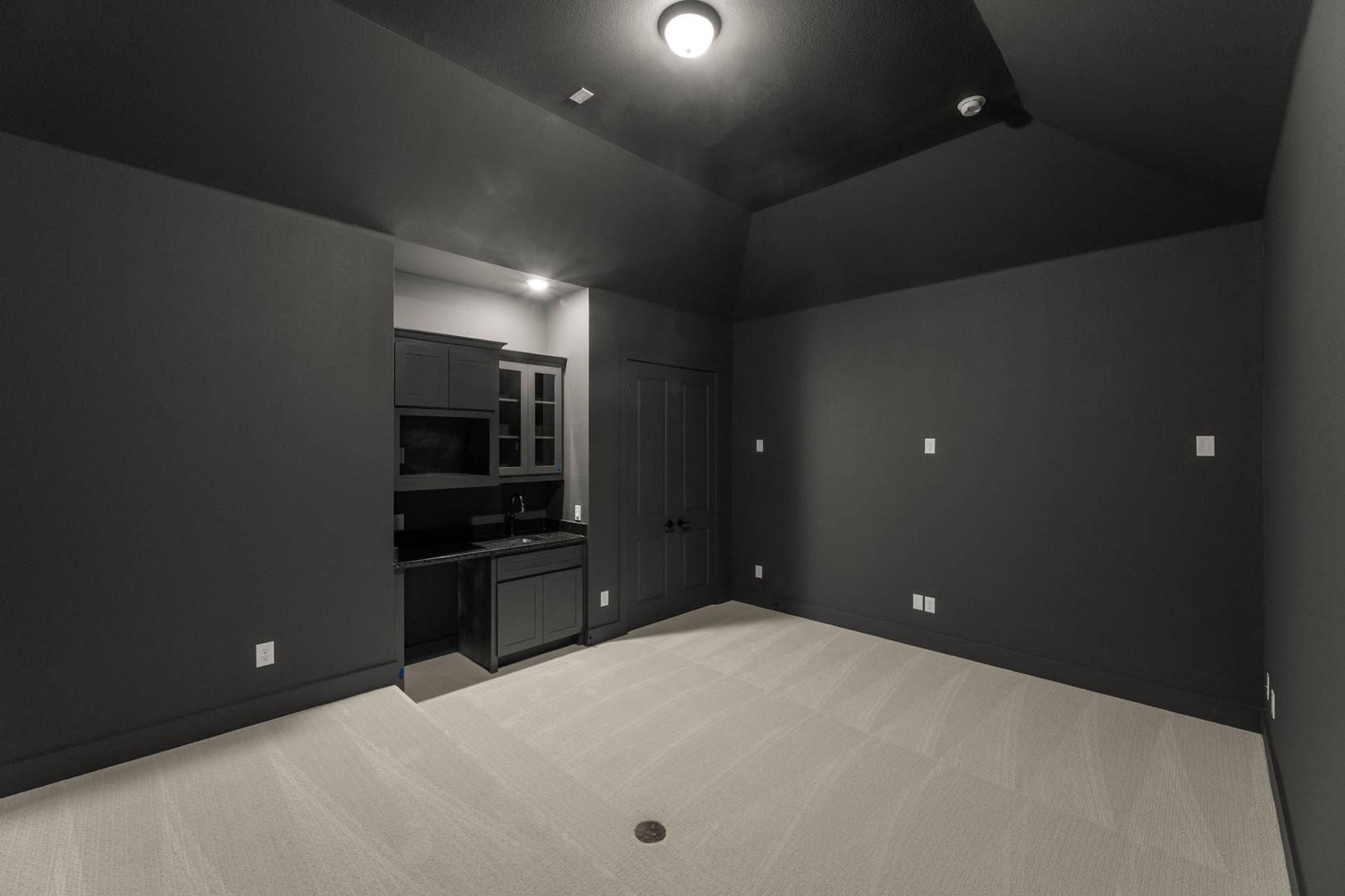 Broadmoor Estates - 20