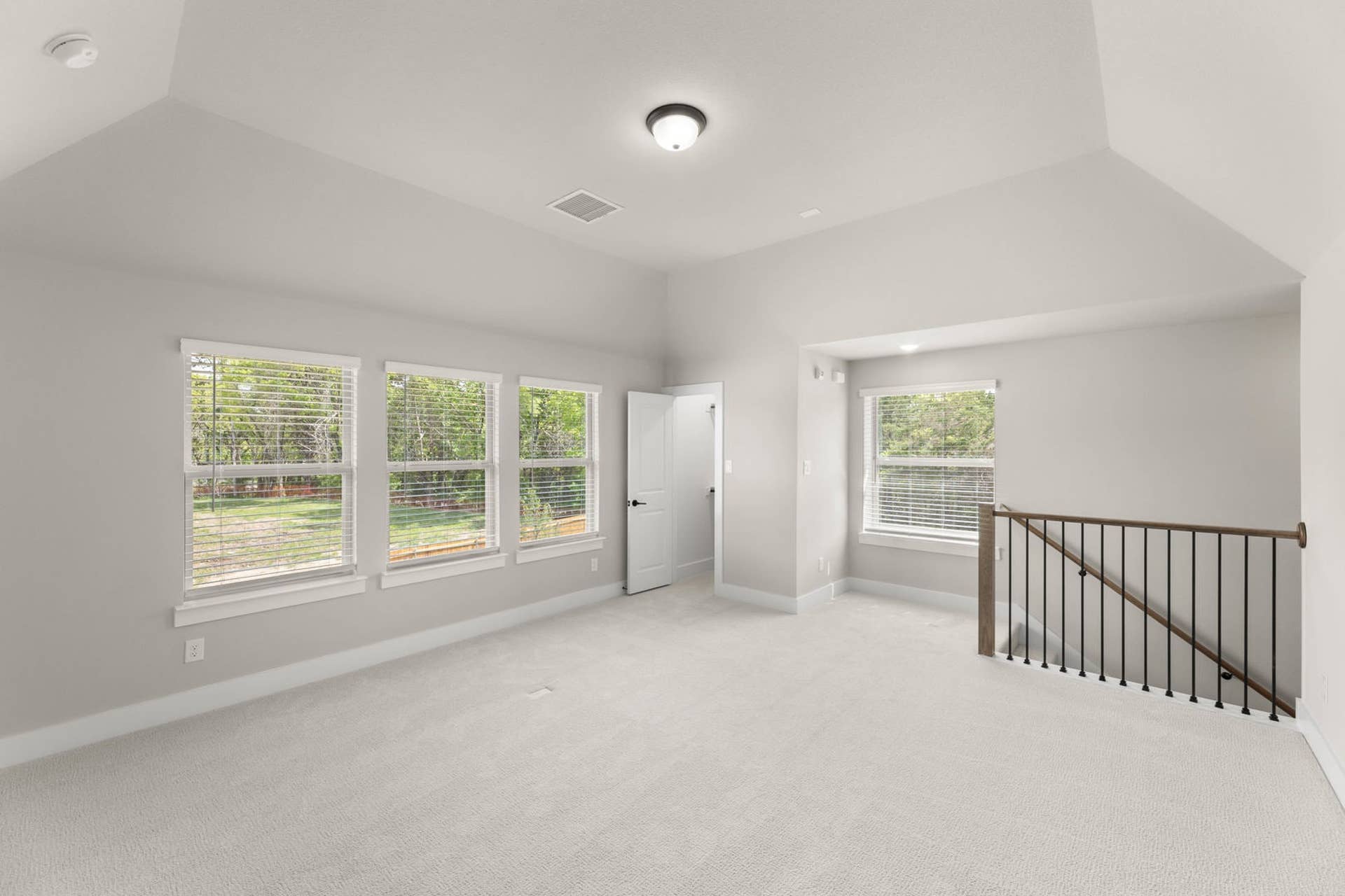 Broadmoor Estates - 25