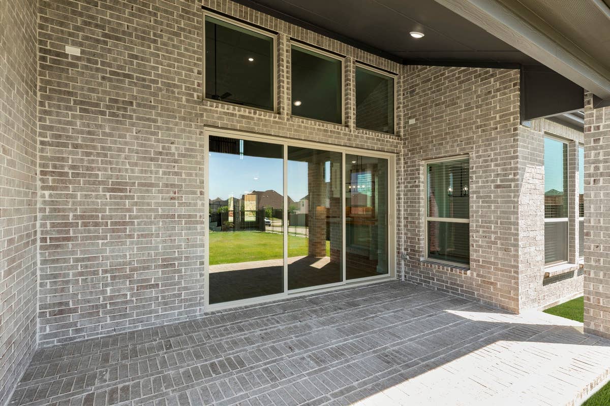 Cambridge Estates - Harwood - Photo 03