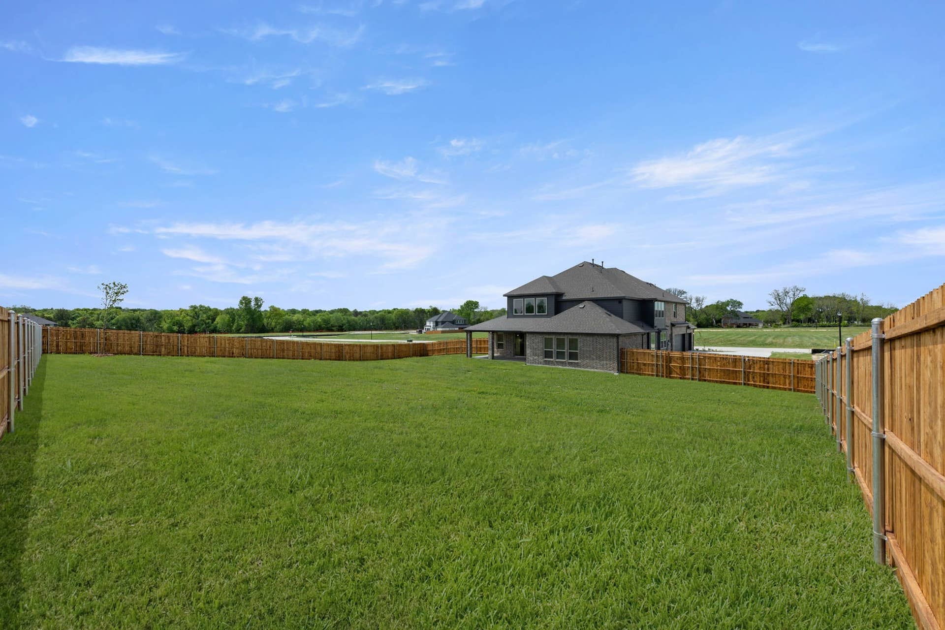 Broadmoor Estates - 05