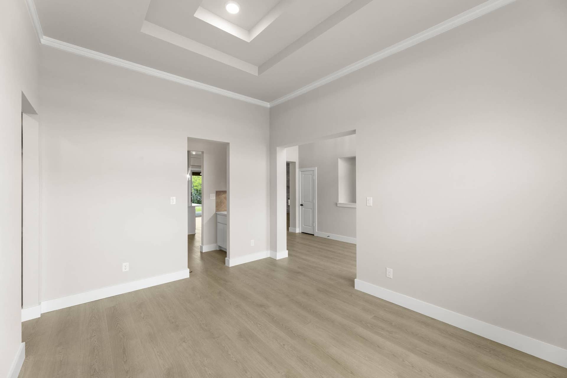 Broadmoor Estates - 08