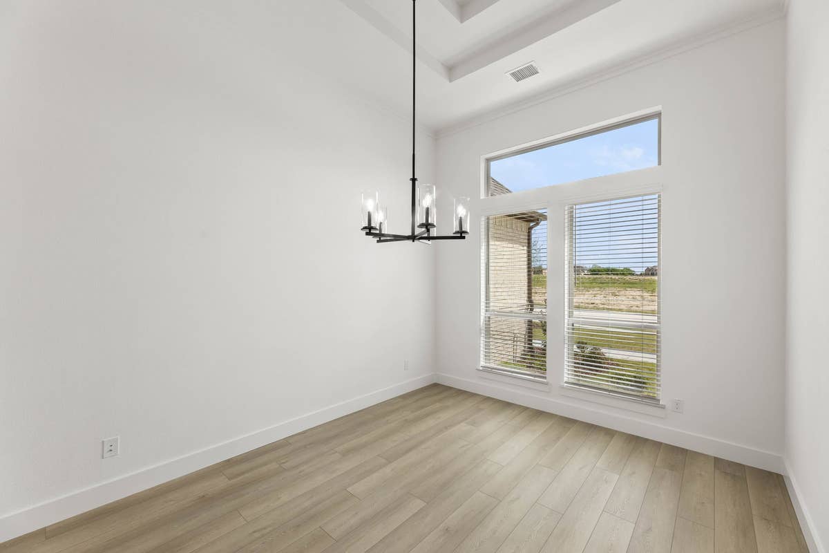 Broadmoor Estates - Photo 09