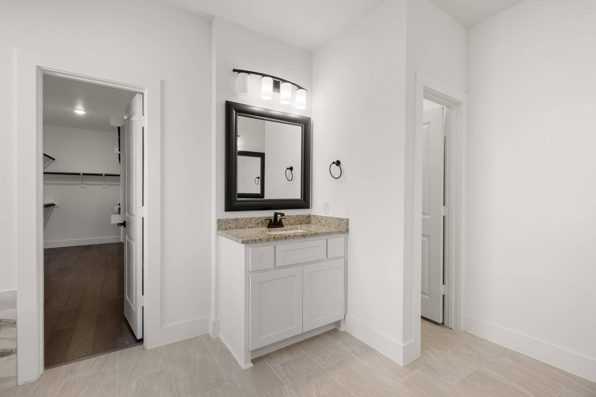 Mira Lagos Crossing - 21